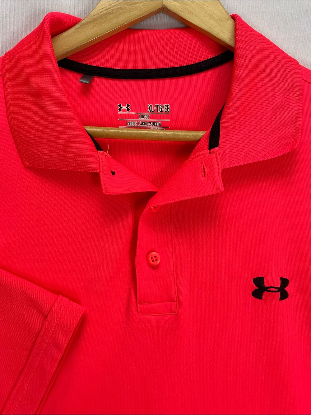 Under Armour Polo Shirt Men’s XL Loose Venom Red Tech Performance Golf EXC